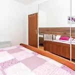 Holiday home Awesome In